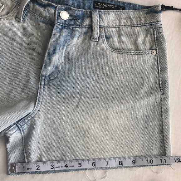 BLANK NYC / THE FULTON DENIM SHORT (28) - Picture 8 of 14